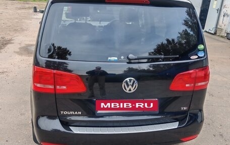 Volkswagen Touran III, 2014 год, 940 000 рублей, 13 фотография