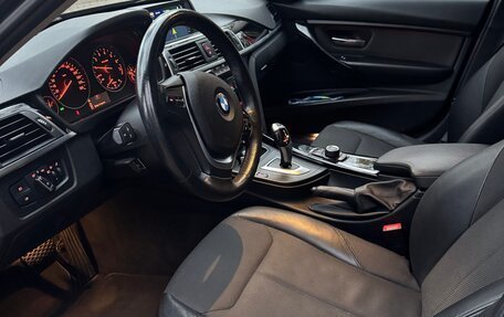 BMW 3 серия, 2018 год, 2 400 000 рублей, 7 фотография