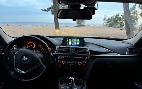 BMW 3 серия, 2018 год, 2 400 000 рублей, 14 фотография