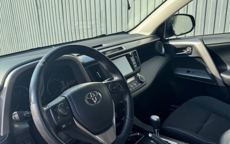 Toyota RAV4, 2016 год, 2 450 000 рублей, 12 фотография