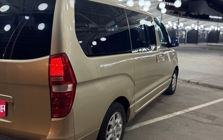 Hyundai H-1 II рестайлинг, 2008 год, 1 450 000 рублей, 5 фотография