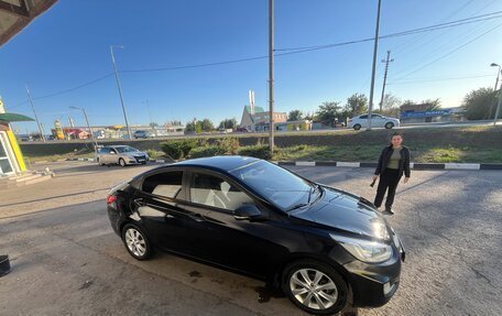 Hyundai Solaris II рестайлинг, 2013 год, 750 000 рублей, 4 фотография