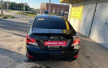Hyundai Solaris II рестайлинг, 2013 год, 750 000 рублей, 3 фотография