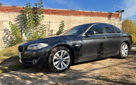 BMW 5 серия, 2012 год, 1 980 000 рублей, 2 фотография