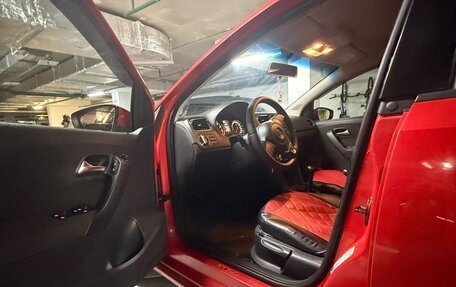 Volkswagen Polo VI (EU Market), 2011 год, 550 000 рублей, 12 фотография