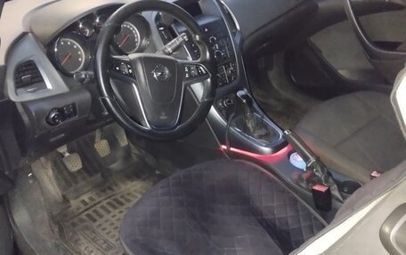 Opel Astra J, 2012 год, 560 000 рублей, 18 фотография