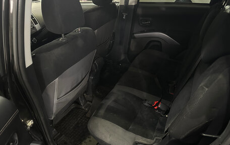 Mitsubishi Outlander III рестайлинг 3, 2011 год, 1 250 000 рублей, 8 фотография