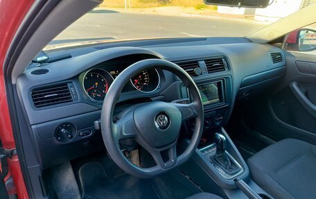 Volkswagen Jetta VI, 2015 год, 1 300 000 рублей, 9 фотография