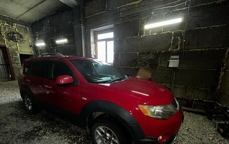 Mitsubishi Outlander III рестайлинг 3, 2006 год, 800 000 рублей, 5 фотография