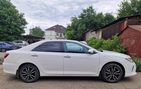 Toyota Camry, 2016 год, 2 230 000 рублей, 2 фотография
