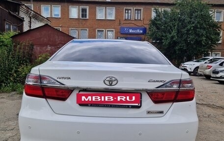 Toyota Camry, 2016 год, 2 230 000 рублей, 3 фотография