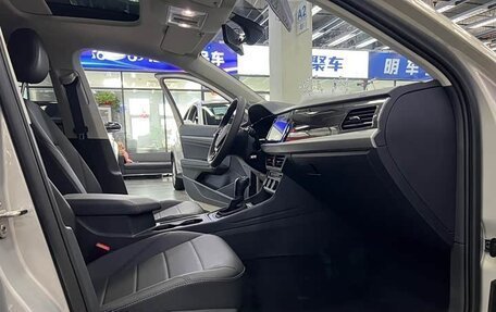 Volkswagen Lavida, 2023 год, 1 800 000 рублей, 6 фотография