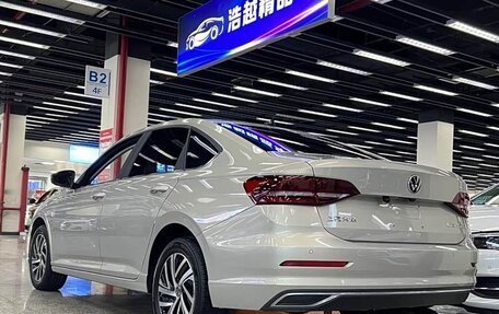 Volkswagen Lavida, 2023 год, 1 800 000 рублей, 11 фотография
