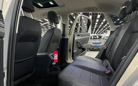 Volkswagen Lavida, 2023 год, 1 800 000 рублей, 7 фотография