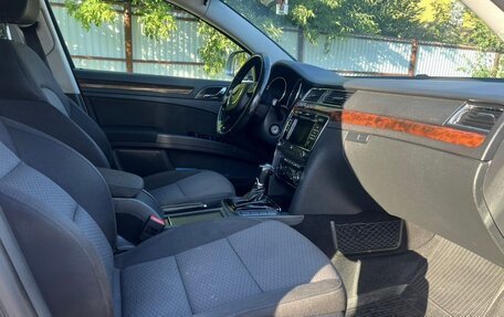Skoda Superb III рестайлинг, 2013 год, 850 000 рублей, 4 фотография