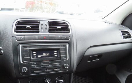 Volkswagen Polo VI (EU Market), 2011 год, 550 000 рублей, 7 фотография