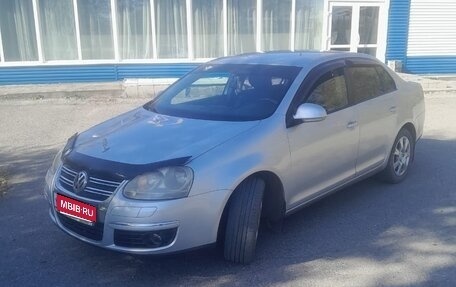 Volkswagen Jetta VI, 2009 год, 799 999 рублей, 1 фотография