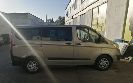 Ford Tourneo Custom I рестайлинг, 2013 год, 2 000 000 рублей, 2 фотография