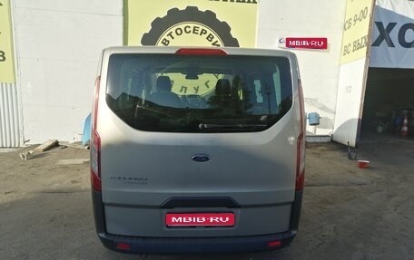 Ford Tourneo Custom I рестайлинг, 2013 год, 2 000 000 рублей, 1 фотография