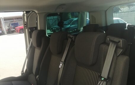 Ford Tourneo Custom I рестайлинг, 2013 год, 2 000 000 рублей, 16 фотография