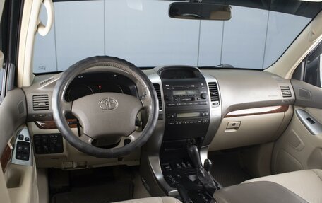 Toyota Land Cruiser Prado 120 рестайлинг, 2003 год, 1 620 000 рублей, 6 фотография