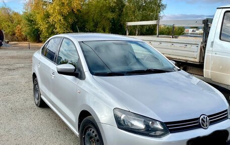 Volkswagen Polo VI (EU Market), 2013 год, 615 000 рублей, 2 фотография