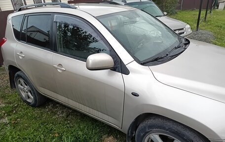Toyota RAV4, 2006 год, 950 000 рублей, 19 фотография