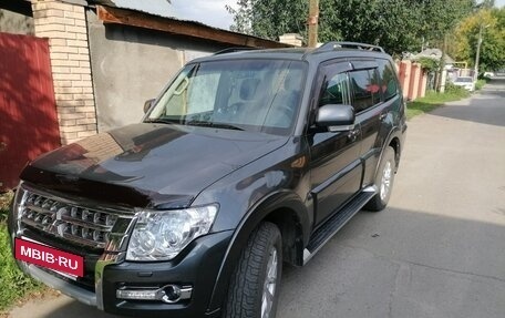 Mitsubishi Pajero IV, 2018 год, 3 650 000 рублей, 3 фотография