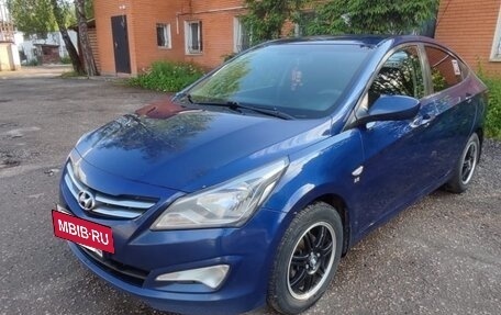 Hyundai Solaris II рестайлинг, 2015 год, 650 000 рублей, 5 фотография