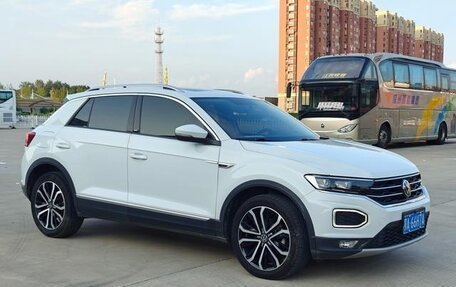 Volkswagen T-Roc I, 2021 год, 1 470 000 рублей, 2 фотография