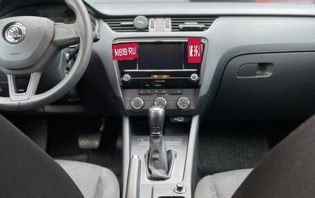 Skoda Octavia, 2018 год, 1 350 000 рублей, 8 фотография
