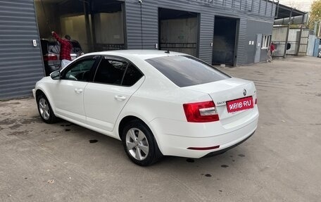 Skoda Octavia, 2018 год, 1 350 000 рублей, 18 фотография