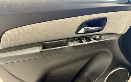 Chevrolet Cruze II, 2013 год, 780 000 рублей, 8 фотография