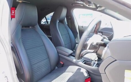 Mercedes-Benz CLA, 2018 год, 1 150 000 рублей, 14 фотография