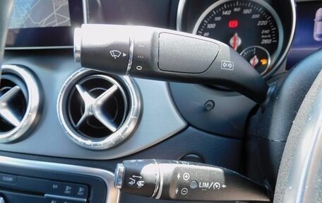 Mercedes-Benz CLA, 2018 год, 1 150 000 рублей, 28 фотография