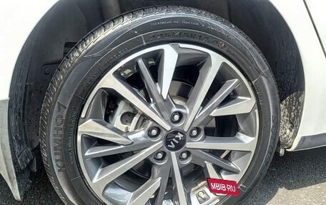 KIA K3, 2023 год, 1 660 000 рублей, 2 фотография