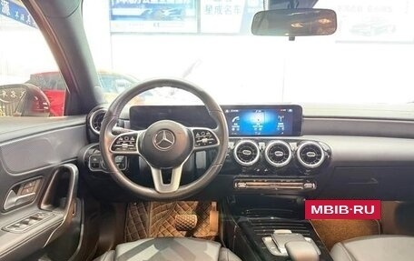 Mercedes-Benz A-Класс, 2022 год, 1 970 000 рублей, 9 фотография