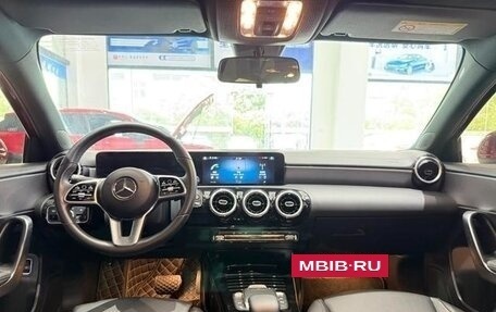 Mercedes-Benz A-Класс, 2022 год, 1 970 000 рублей, 6 фотография