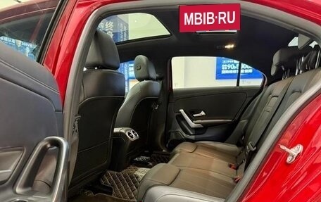 Mercedes-Benz A-Класс, 2022 год, 1 970 000 рублей, 8 фотография