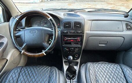 KIA Rio II, 2001 год, 245 000 рублей, 9 фотография