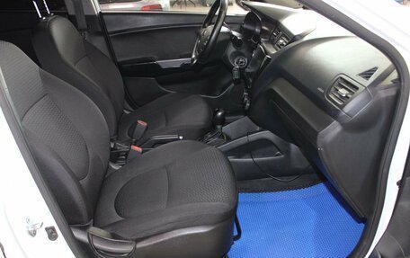 KIA Rio III рестайлинг, 2017 год, 957 000 рублей, 13 фотография