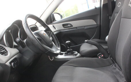 Chevrolet Cruze II, 2011 год, 577 000 рублей, 10 фотография
