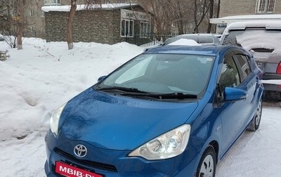 Toyota Aqua I, 2013 год, 950 000 рублей, 1 фотография