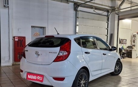 Hyundai Solaris II рестайлинг, 2012 год, 629 000 рублей, 1 фотография