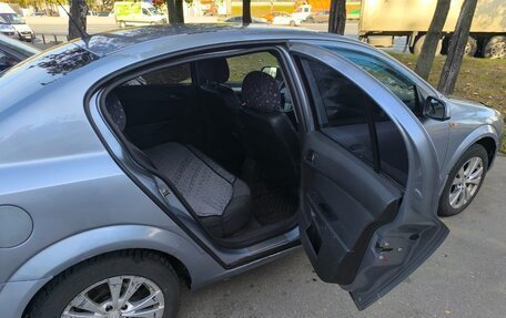 Opel Astra H, 2008 год, 440 000 рублей, 10 фотография