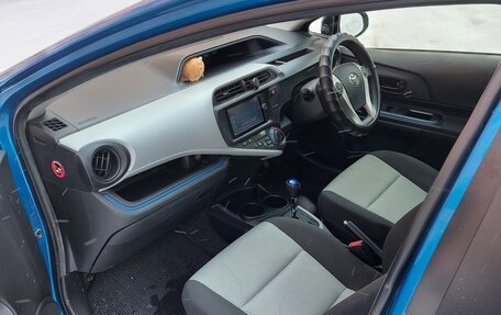 Toyota Aqua I, 2013 год, 950 000 рублей, 5 фотография