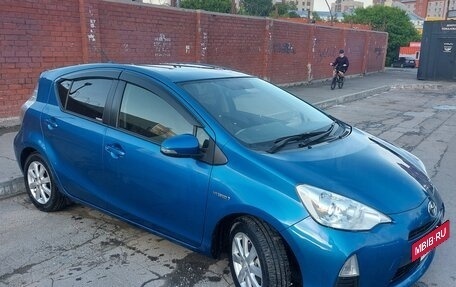 Toyota Aqua I, 2013 год, 950 000 рублей, 6 фотография