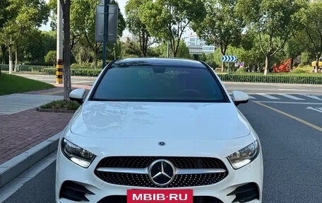 Mercedes-Benz A-Класс, 2021 год, 1 850 125 рублей, 2 фотография