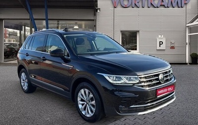 Volkswagen Tiguan II, 2021 год, 2 627 861 рублей, 1 фотография