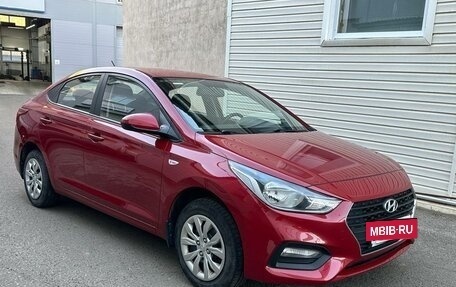 Hyundai Solaris II рестайлинг, 2017 год, 1 230 000 рублей, 5 фотография